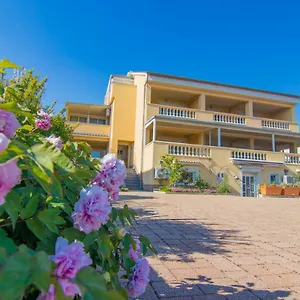 Center Dekanic Apartmán